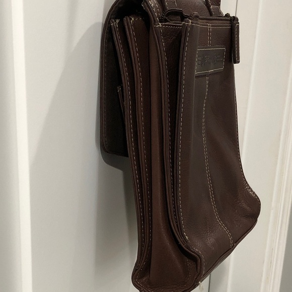 Fossil Dark Brown Crossbody # 75082 Genuine Pebble Leather Messenger Bag EUC - Picture 4 of 16